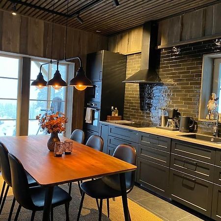 Modern Stuga Med Ski Lodge Kaensla Järvsö Eksteriør billede