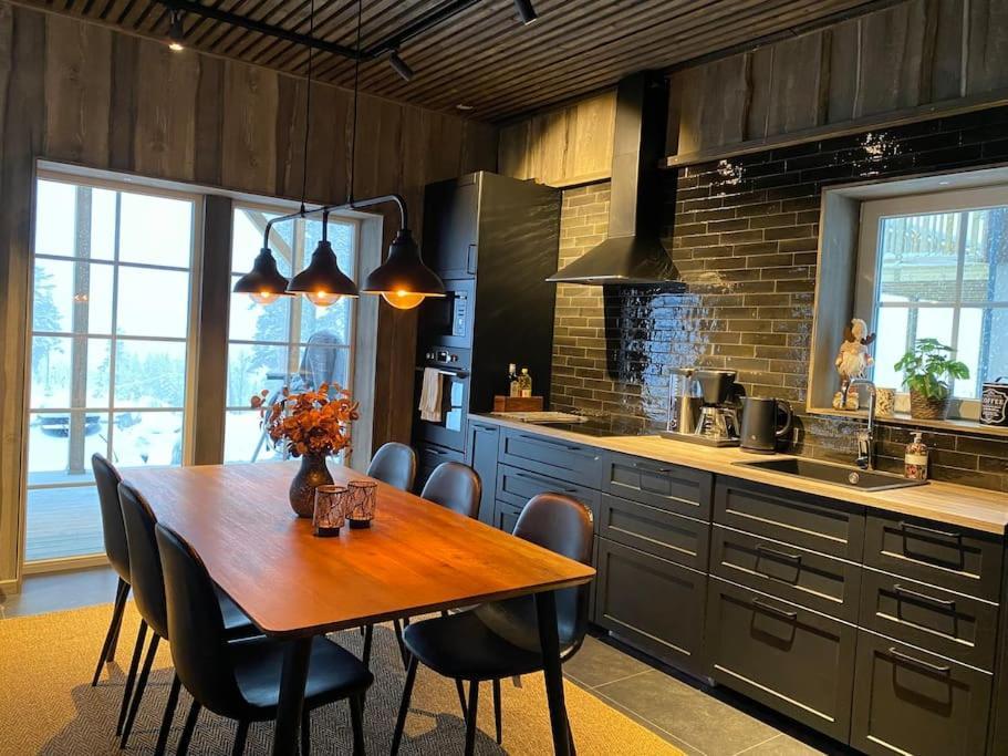 Modern Stuga Med Ski Lodge Kaensla Järvsö Eksteriør billede