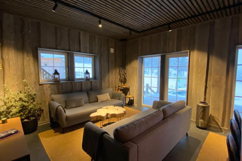 Modern Stuga Med Ski Lodge Kaensla Järvsö Eksteriør billede