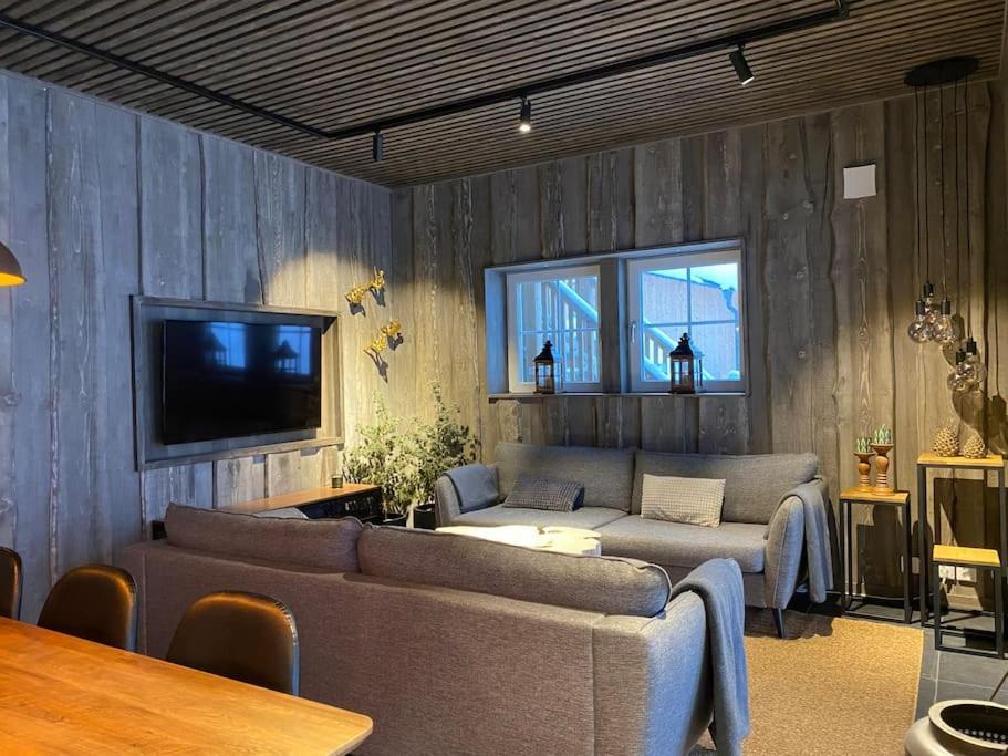 Modern Stuga Med Ski Lodge Kaensla Järvsö Eksteriør billede